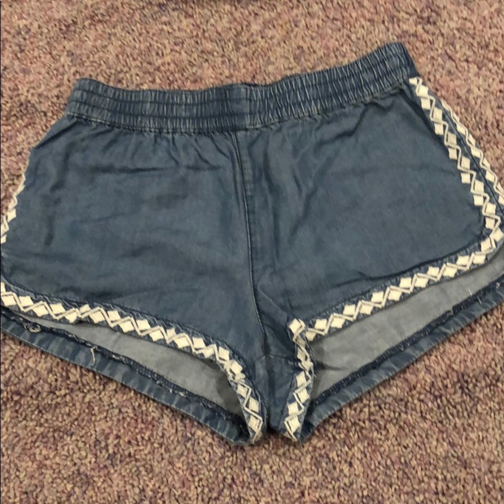 Soft jean material high waisted shorts